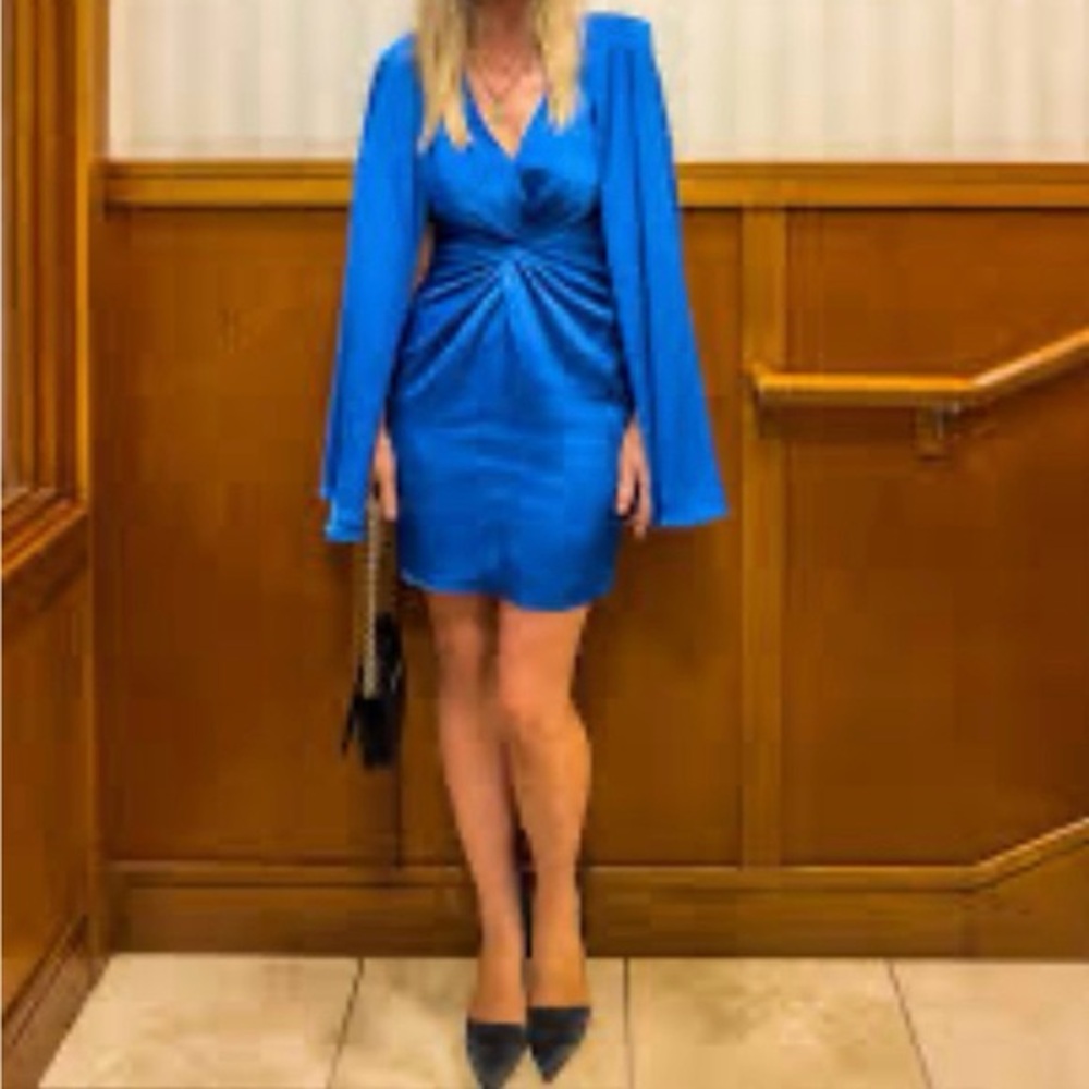 NWT Badgley Mischka Nora Satin V-Neck Long Bell Sleeve Twist Front Mini Dress - Picture 3 of 11